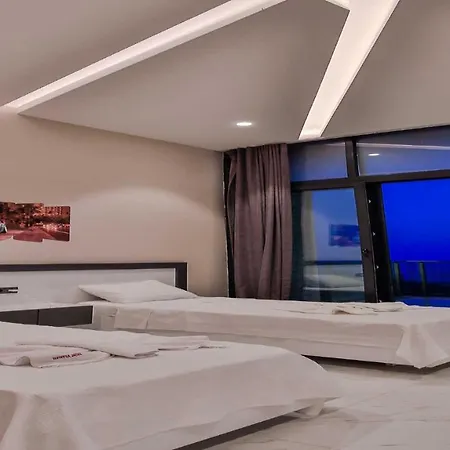Villa Guenduez Villa